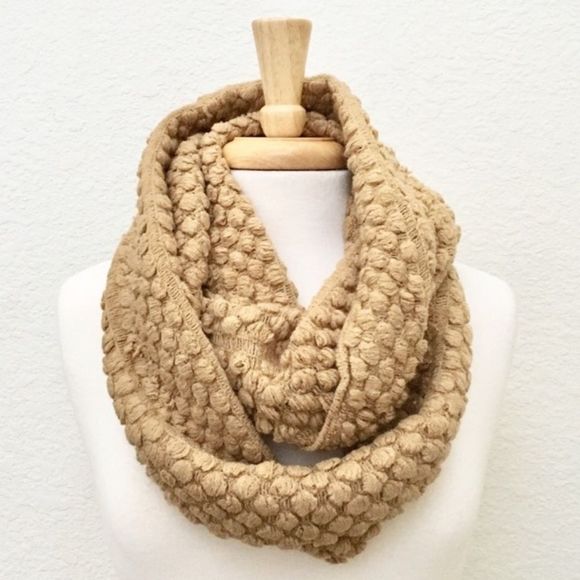 Soft & Cozy Acrylic Nubby Knit Tan Infinity Scarf, NWT - Picture 1 of 5